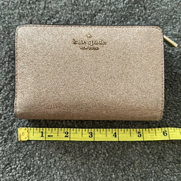 Authentic Kate spade rose gold glitter wallet - Picture 2 of 9